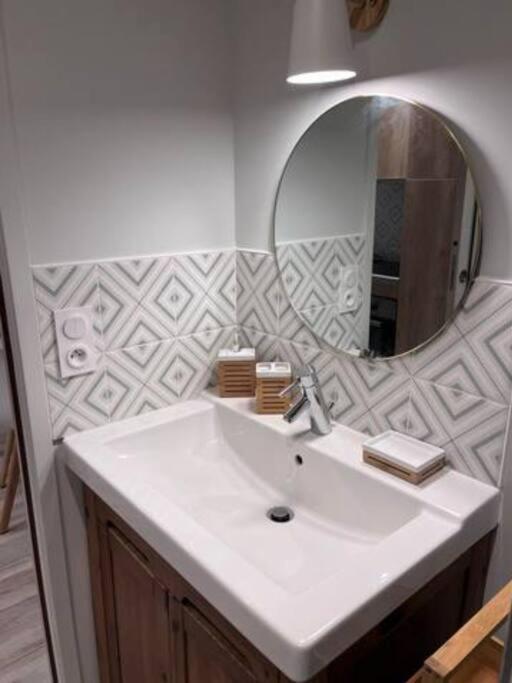 Appartement Proche Gare, Cosy, Courte Et Moyenne Duree à Bellegarde-sur-Valserine Extérieur photo